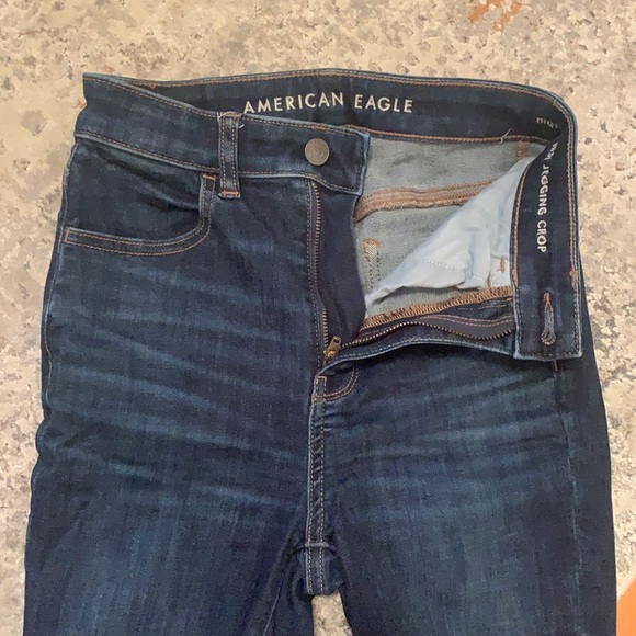 American Eagle Dark Wash Cropped Jegging - Picture 3 of 4